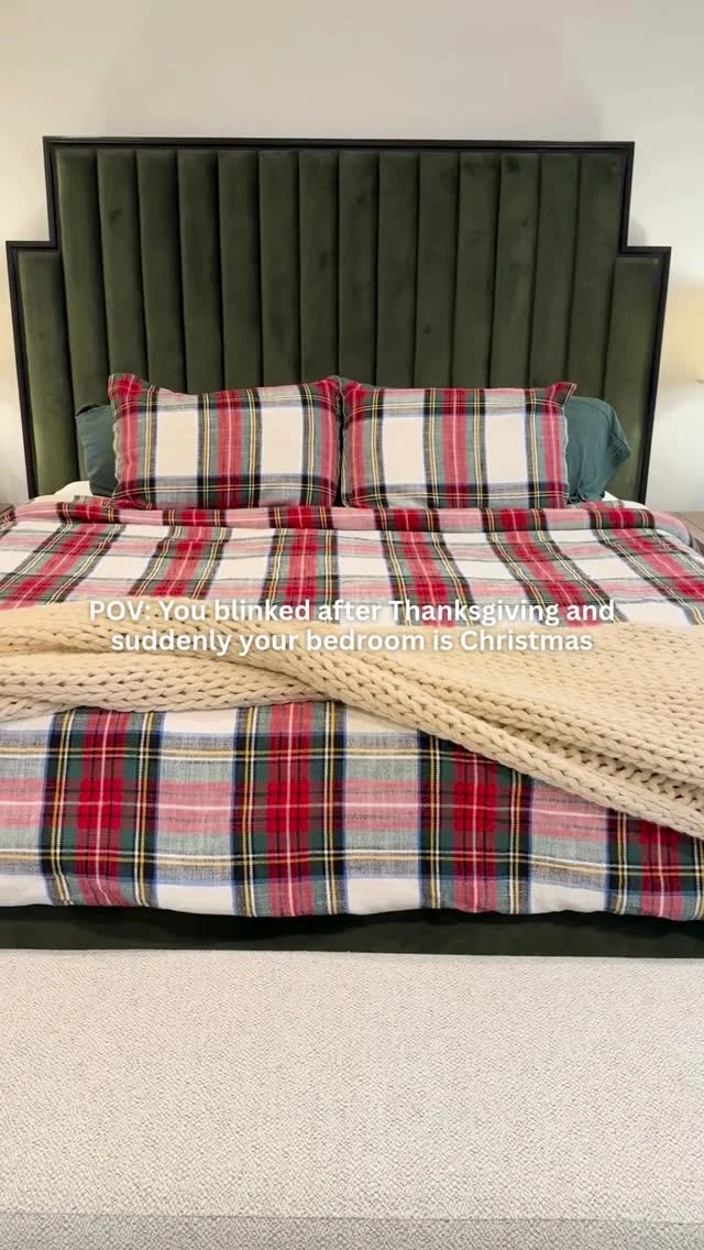Nothing says holiday cozy quite like plaid bedding 🌟😴 A simple switch that makes the whole room feel festive.

#holthomes #thanksgiving #holidayspirit #holidays