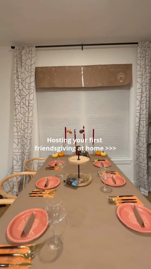 Good food, great friends, and a home that brings everyone together 🍂👯‍♀️ Here’s a little Friendsgiving hosting inspiration.

#holthomes #pnwlife #thanksgiving #friendsgiving